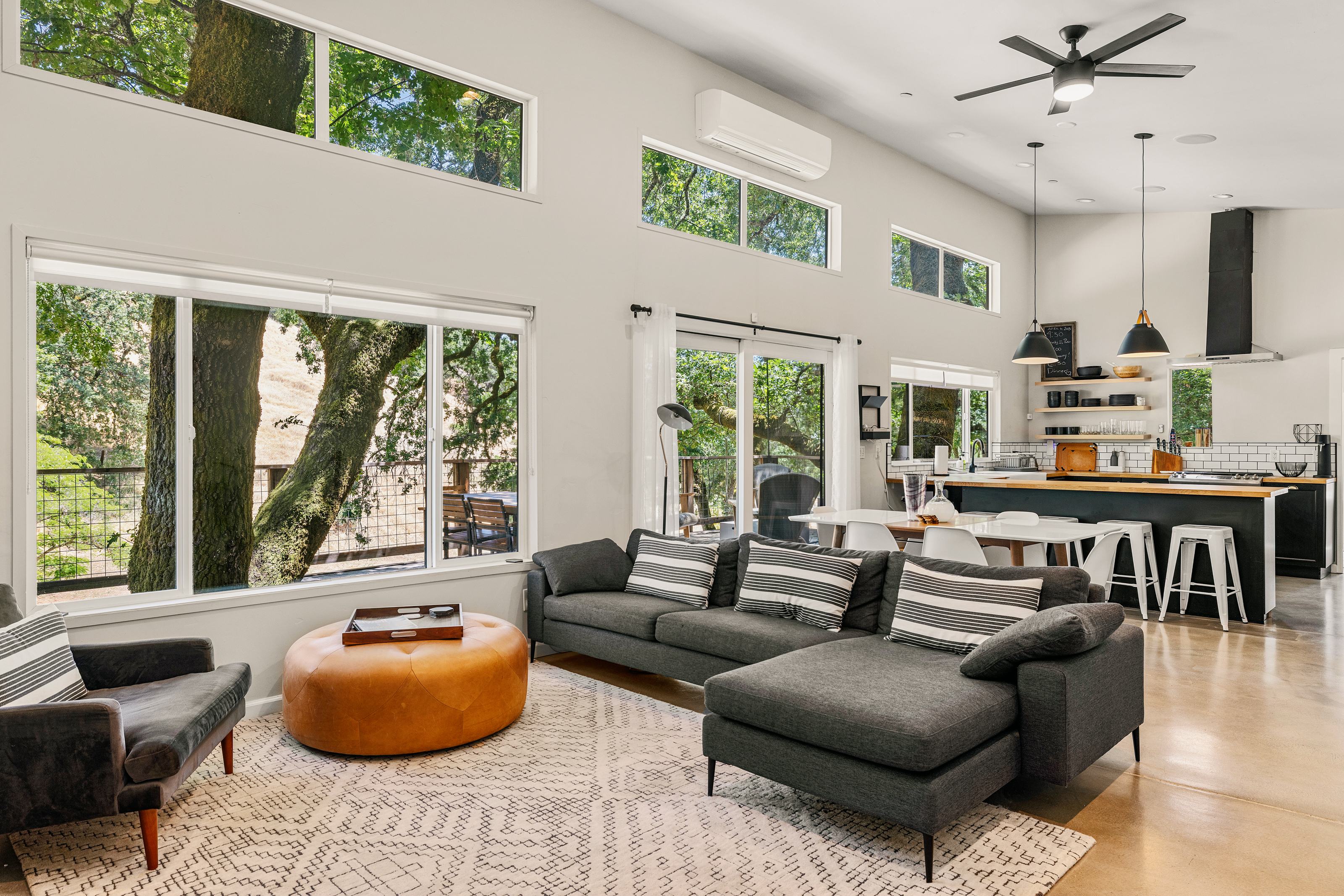 Lazy Coyote Ranch at Alexander Valley